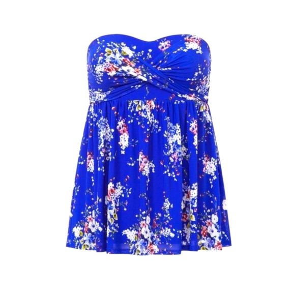 TORRID Plus Size Angelica Floral Blue Sheer Sleeveless Twisted Front Halter Top - Picture 7 of 15